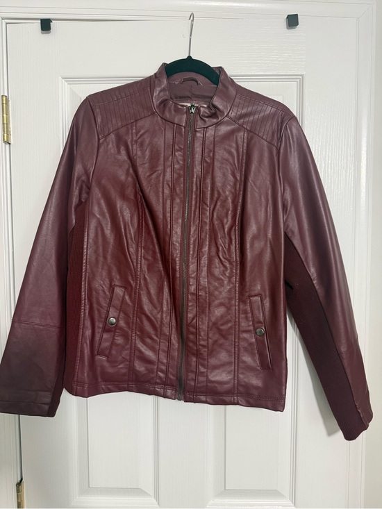 Jackets & Blazers - Women’s Vegan Leather Moto Jacket - Burgundy